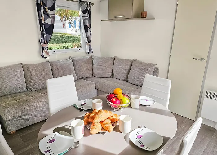 Camping Loc Younes *